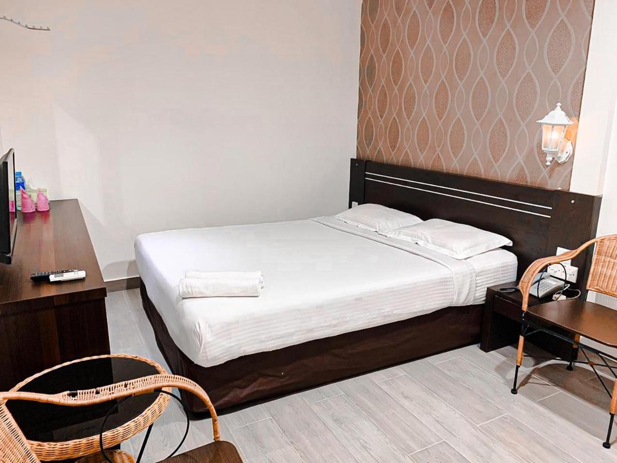 H3 Hotel Tanjung Balai Karimun Exterior foto